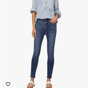 Judy blue handsand skinny mid rise 15/32